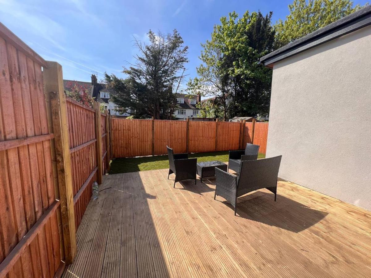 Star London Finchley Road 3-Bed Escape With Garden Apartment Exterior foto